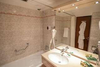 Гостиница Даниловская Москва Улучшенный двухместный номер с 1 кроватью-15