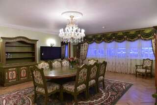 Гостиница Даниловская Москва Люкс с кроватью размера «king-size»-6