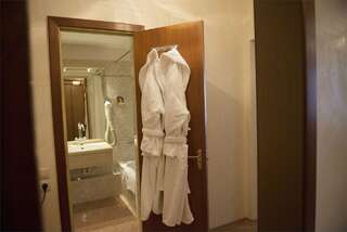 Гостиница Даниловская Москва Полулюкс улучшенный-6