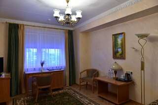 Гостиница Даниловская Москва Номер люкс с 1 двуспальной кроватью-5