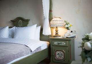 Гостиница Даниловская Москва Люкс с кроватью размера «king-size»-9